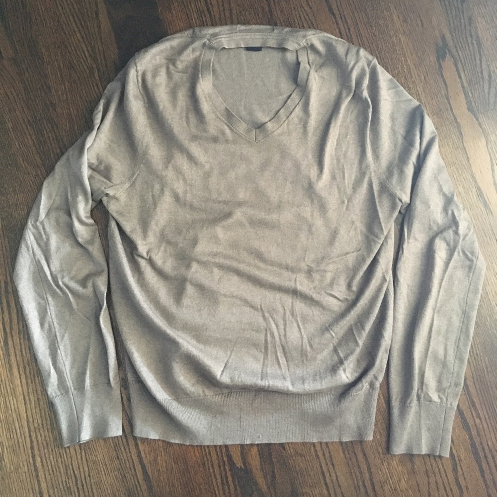 Men’s sweater